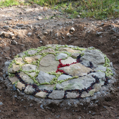 Land Art: stenen en bessen / stones and berries